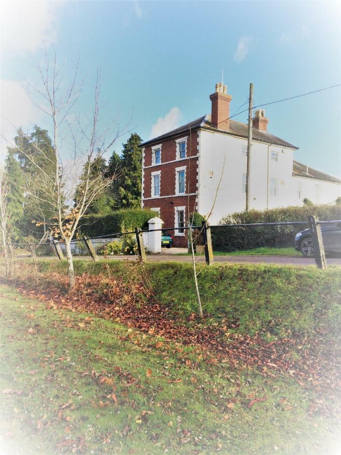 The Lodge At Heathfield Ledbury Bagian luar foto